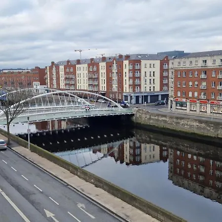 Riverside Duplex Walk To Temple Bar & Guinness's شقة *