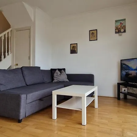 Апартаменты Riverside Duplex Walk To Temple Bar & Guinness's *