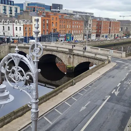 Riverside Duplex Walk To Temple Bar & Guinness's Апартаменты *