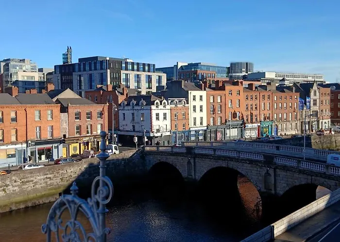 Daire Riverside Duplex Walk To Temple Bar & Guinness's *